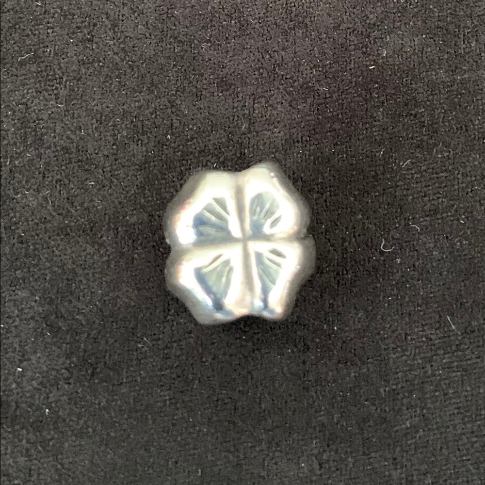 Pandora silver charm 4 leaf clover